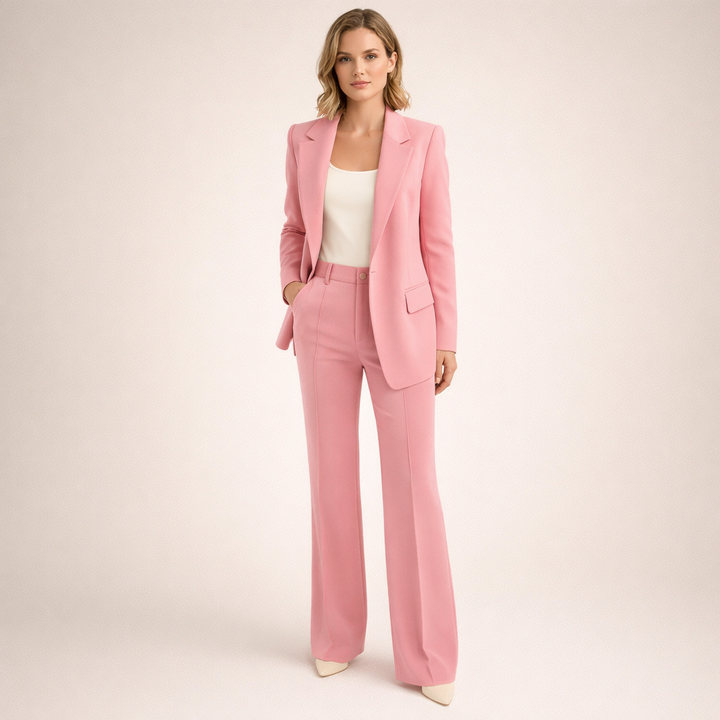 Mia™ | Elegant Expandable Suit